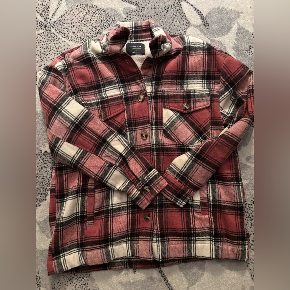 Active USA Sherpa lined pink plaid shacket